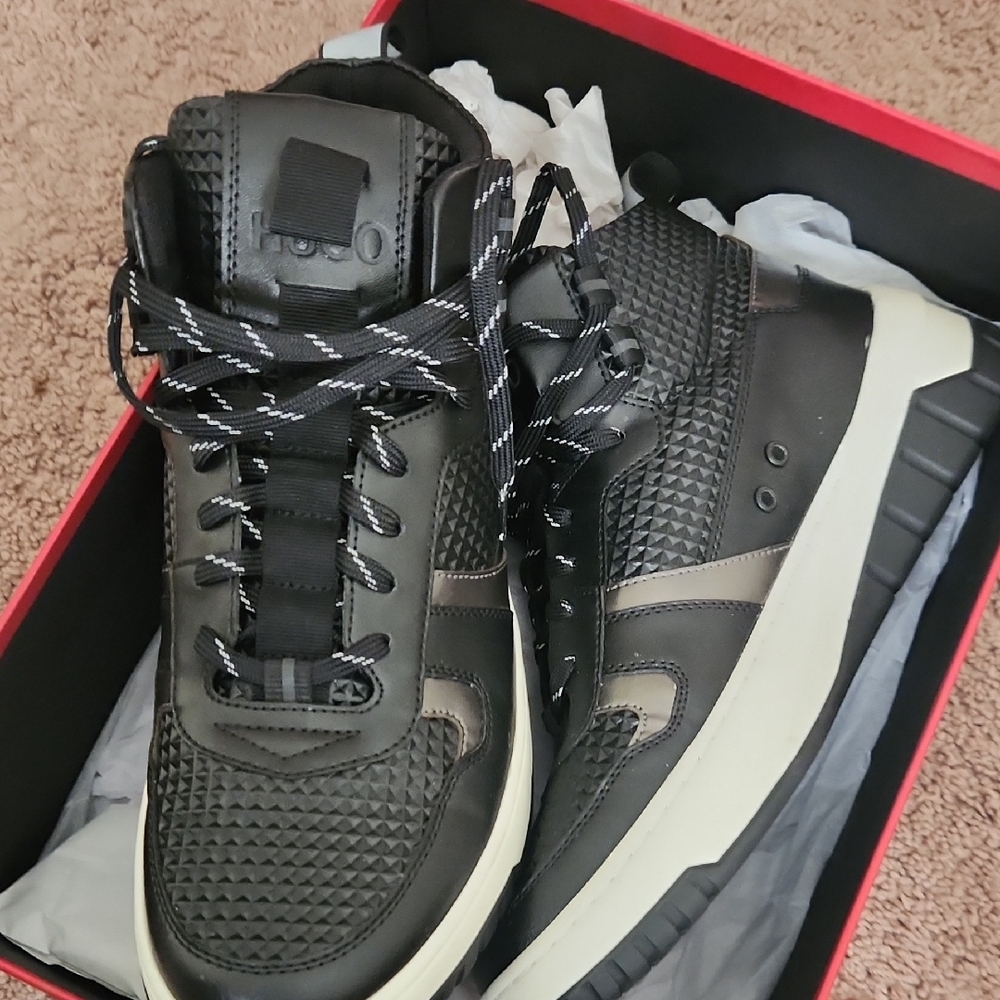 Hugo Boss SAMPLE NEVER WORN Black Textured HIGH TOP Sneakers BLACK AND WHITE